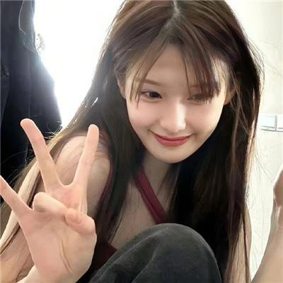 某天后之女被曝恋爱脑怒怼网友，72小时慈善晚宴画面流出